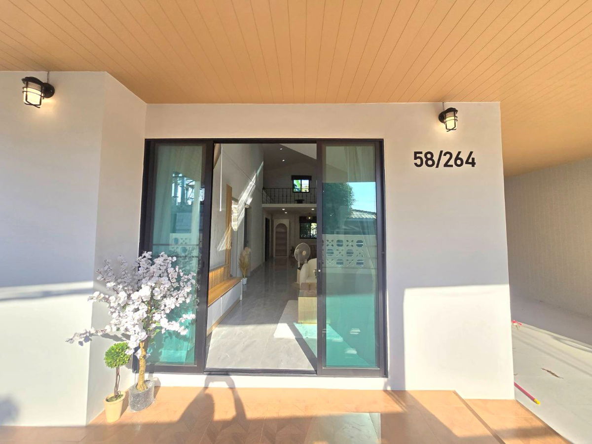 รูป บ้านเดี่ยวชั้นเดียว แต่งใหม่ทั้งหมด กว้าง สวยมาก หมู่บ้าน แสงอรุณ รีโนเวทใหม่ทั้งหลัง ถนนรามอินทรา ซอย68 แยก7 คันนายาว มีชั้นลอยกว้างขวาง - รูปที่ 8/43