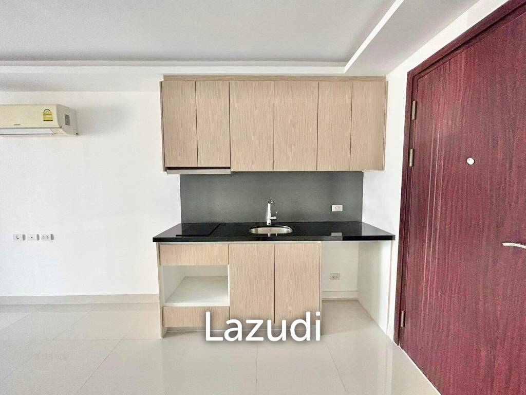 picture 1 Bed 1 Bath 41.5 SQ.M. Laguna Beach 3 - 5/8