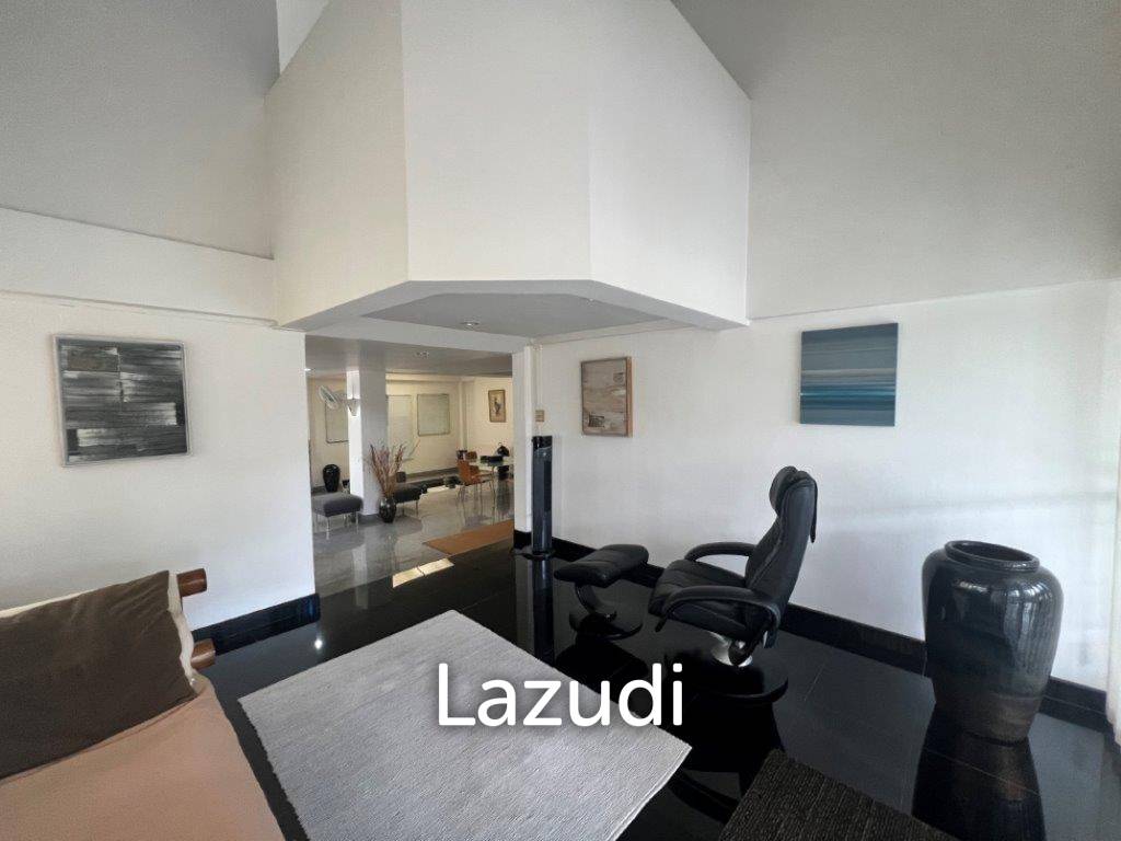 picture NEBEHARDT ROAD : 2 Storey 3 bed villa close to town and beach - 6/47