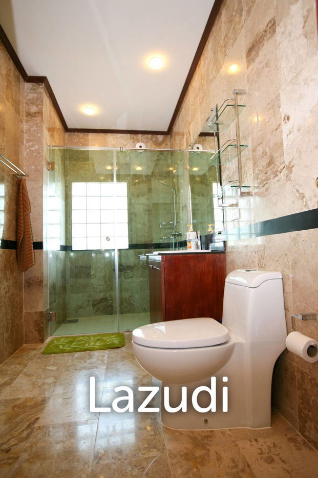 picture 2 Storey 4 Bed  Pool Villa near Town - 31/39