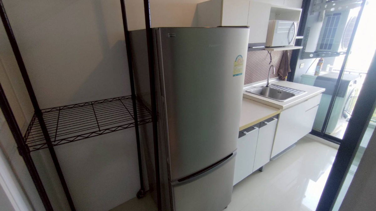 picture B Loft Sukhumvit 109 | Loft-style condo near BTS, suitable for both living and working, fully furnished + complete electrical appliances - 6/12