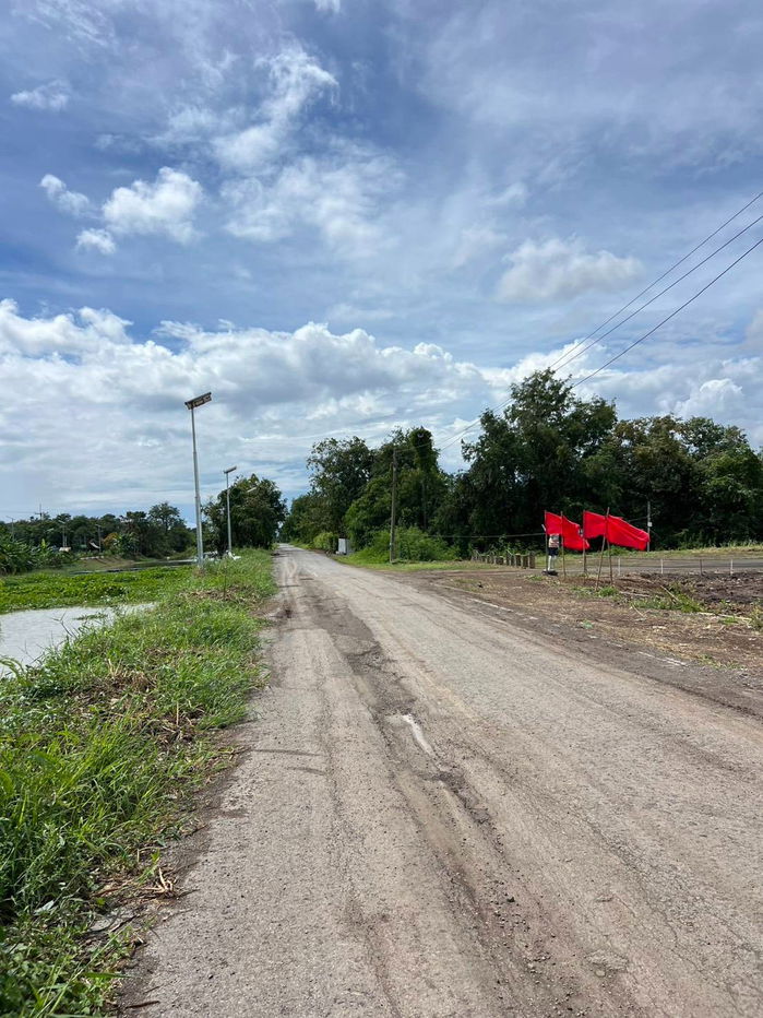 picture Beautiful land in a good location in Kum Hak Subdistrict, Nong Khae District, Saraburi Province. 2 rai or more, lots A2-A8B6-B8, 680,000 baht per rai.  - 5/15