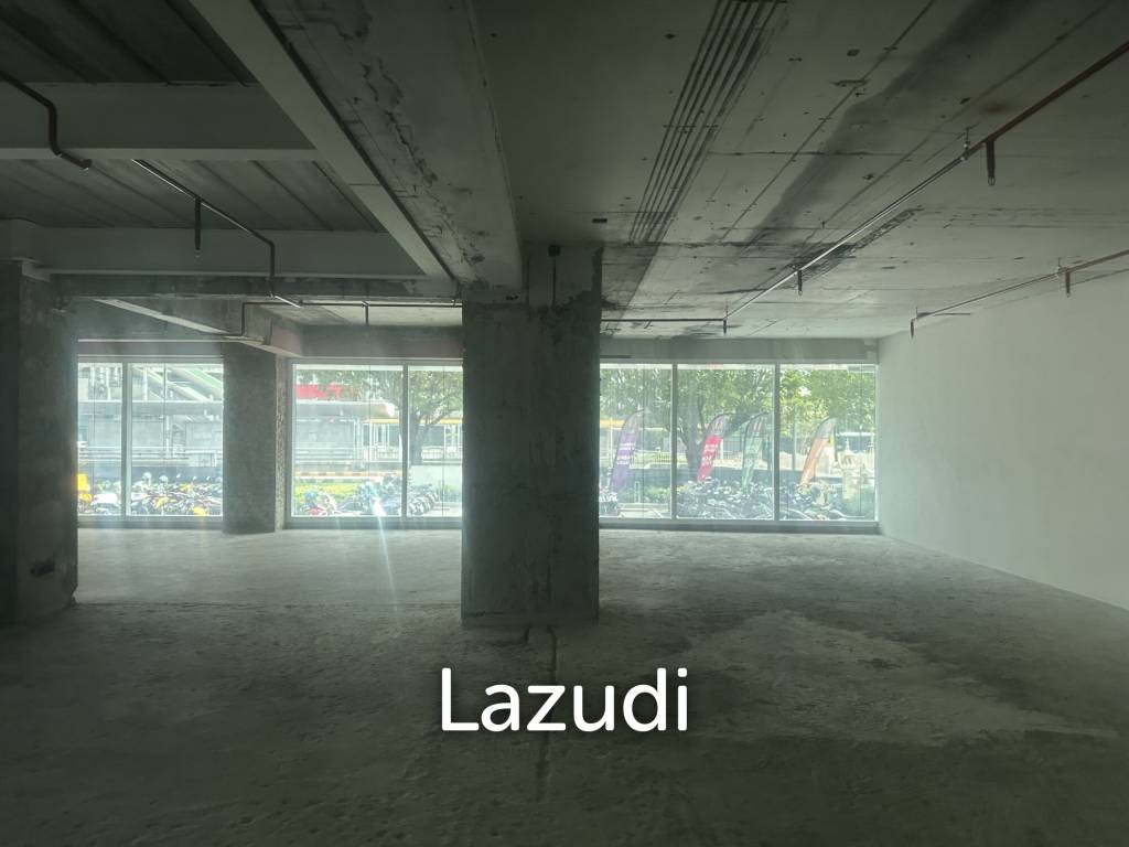 picture Spacious Retail Space in Sathorn Prime Bangkok - 5/5