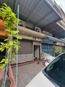 picture Commercial Building with nice interior for Rent at Rama2 Soi11** Fully furnished 3 story commercial building has 2 Bedrooms 2 Bathrooms - 11/13