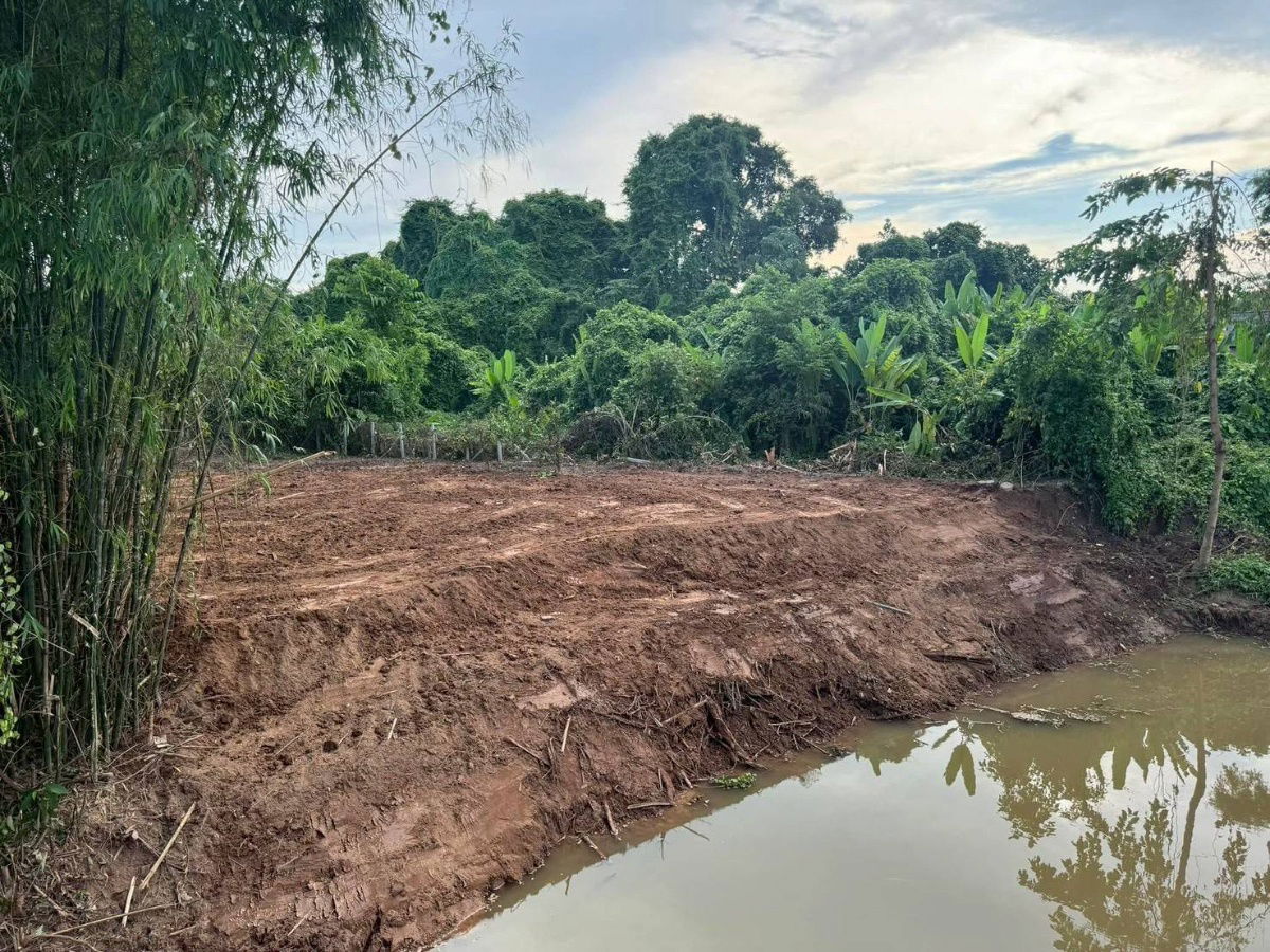 picture Urgent sale need money,reduced by almost2 million almost2rai of land next to the river5.9 millionnow 4.5 million100 meter concrete road,  - 9/21