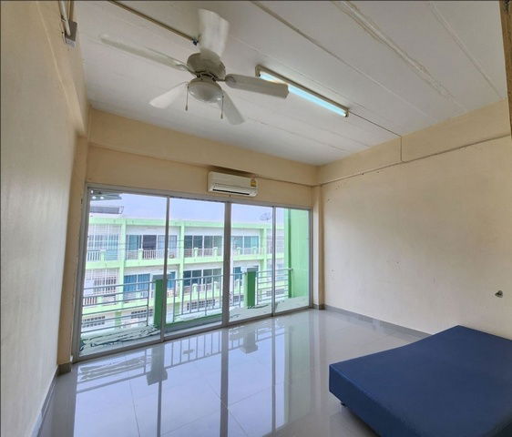picture FOR RENT  COMMERCIAL BUILDING PROPERTY  12000 BAHT per MONTH - 5/8
