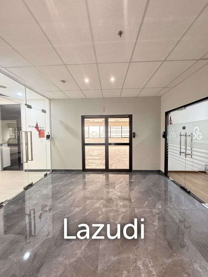 รูป ออฟฟิศให้เช่าในศูนย์กลางย่านสีลมและบางรัก - สาทรธานี 1 2 - รูปที่ 4/4