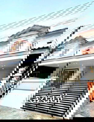 ทาวน์โฮม ภูเก็ต : 3-Bedroom Townhouse For Sale In Wichit, Phuket