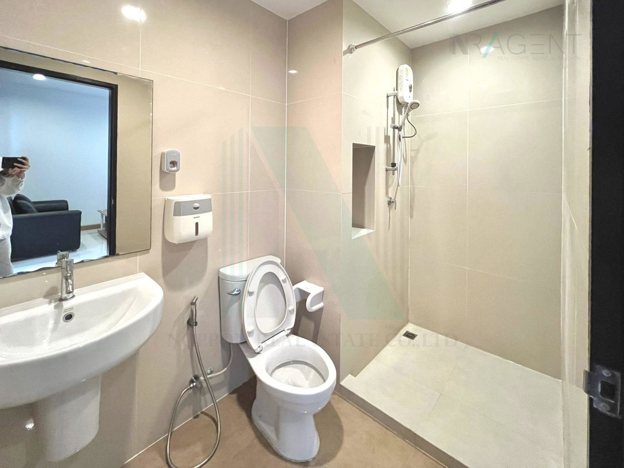 picture For Rent Condo B-LIVE TIWANON Building B, Floor 7,1 bed room, Room size 30 sqm - 6/8