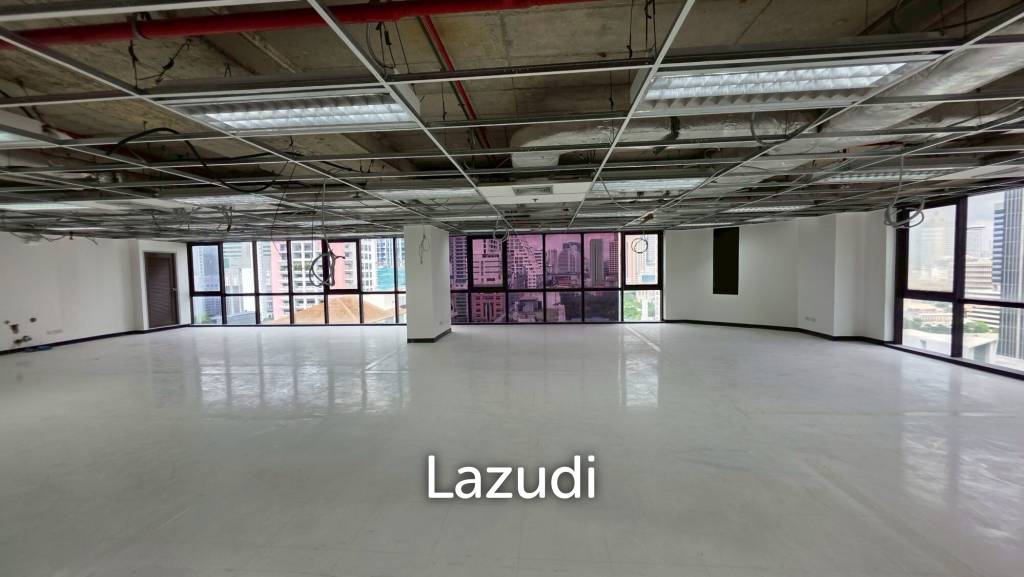 รูป Spacious Office Space in Sethiwan Tower Si Lom Bangkok - รูปที่ 4/10