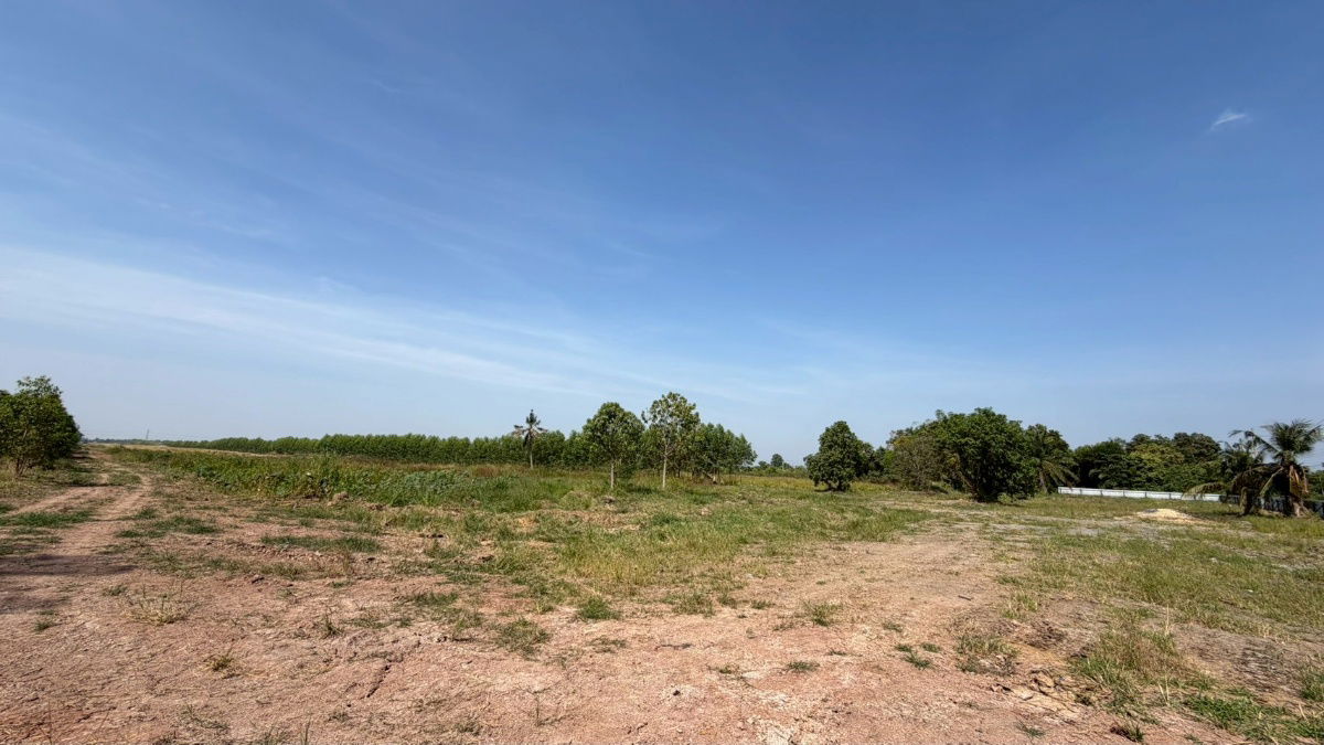 รูป ที่ดินแปลงใหญ่ 11-1-20 ไร่ ซ. ไมตรีจิต 13 ถ.นิมิตรใหม่ คลองสามวา กทม - รูปที่ 2/6