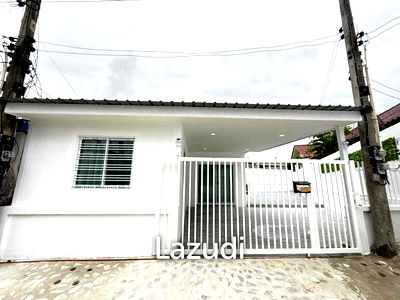 Houses for sale Bang Lamung Chonburi : 3 Beds 2 Baths 150 SQ.M. House In Nongmaikean Pattaya