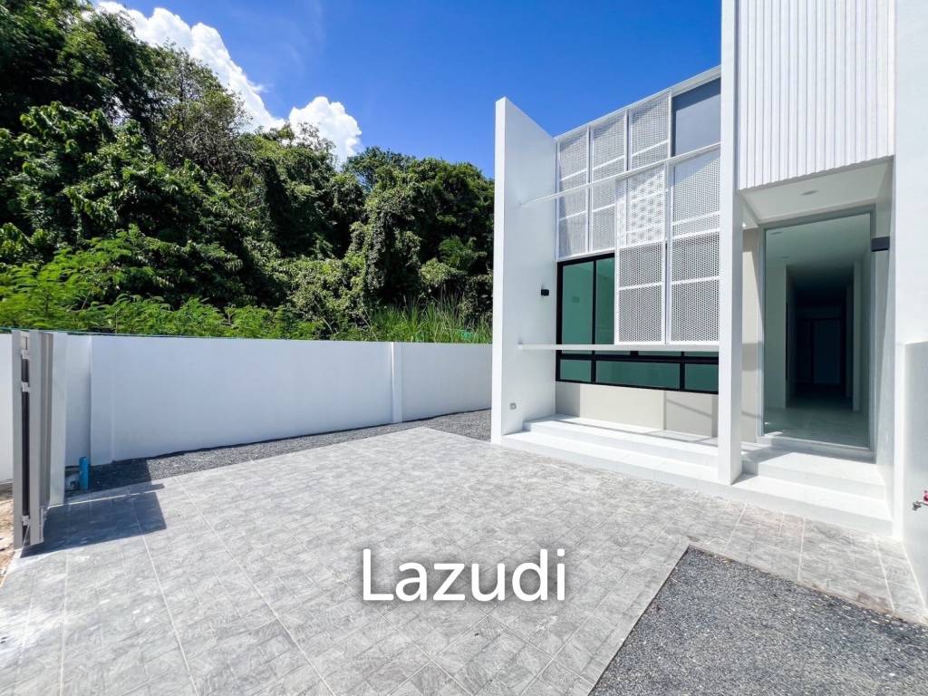 picture Modern Minimalist Townhouse in Ratsada Phuket - 7/31