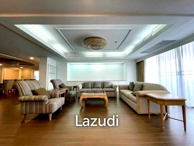 เช่าคอนโด ซอยปรีดี พนมยงค์ (สุขุมวิท 71) : 450.0 ตร.ม.  4 ห้องนอน  4 ห้องน้ำ คอนโดสำหรับ เช่าใน คลองตันเหนือ