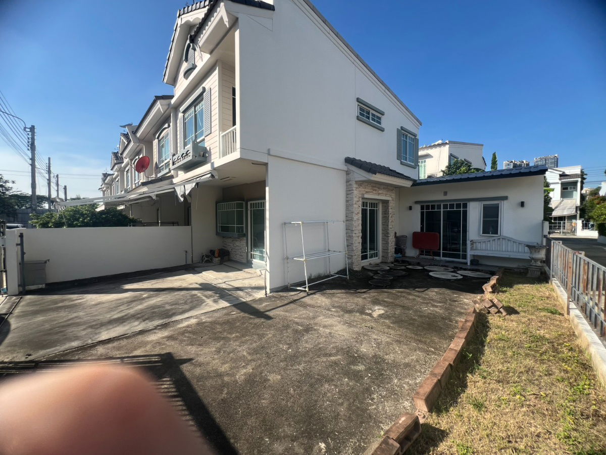 รูป ทาวโฮม 2 ชั้น อินดี้2 บางนา กม.7 หลังริมมีพื้นที่ด้านข้างสำหรับต่อเติม - รูปที่ 2/7