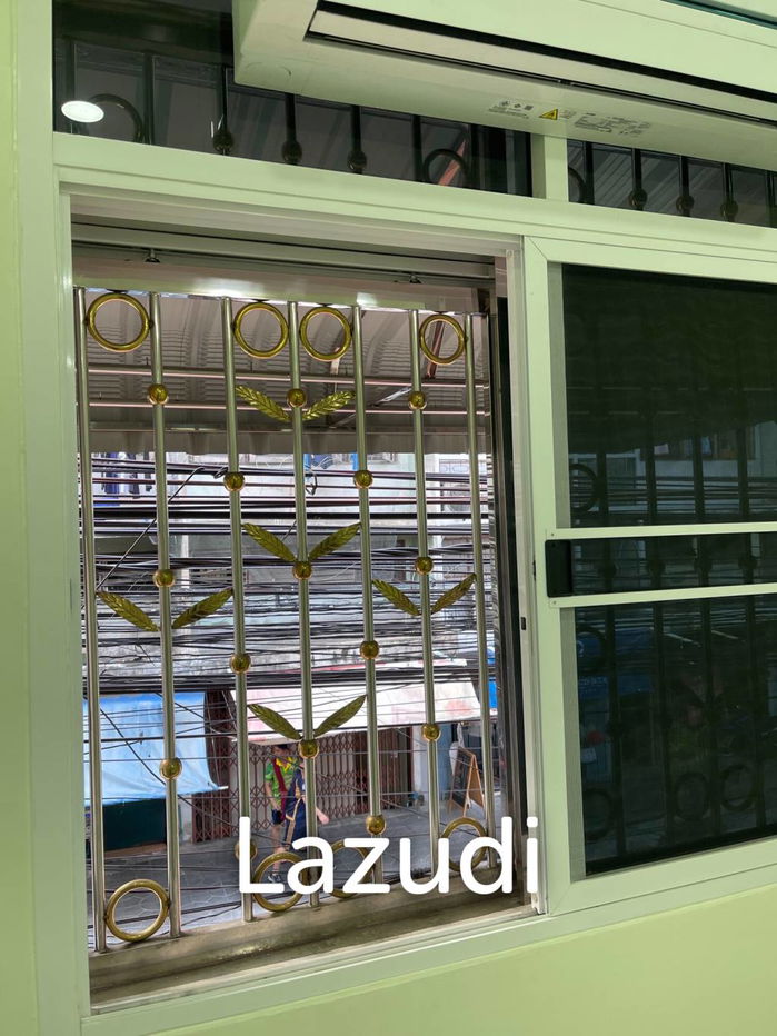 picture Commercial Townhouse for rent in Bang Rak Bangkok - 13/13