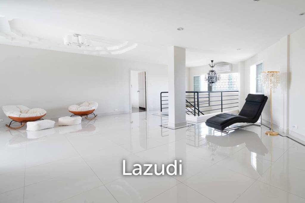 รูป เพนท์เฮาส์ดูเพล็กซ์สุดหรูพร้อมวิวทะเล - พัทยา - รูปที่ 10/61