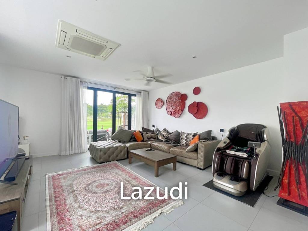 picture Black Mountain: 4-Story Townhouse Corner Unit - 9/31