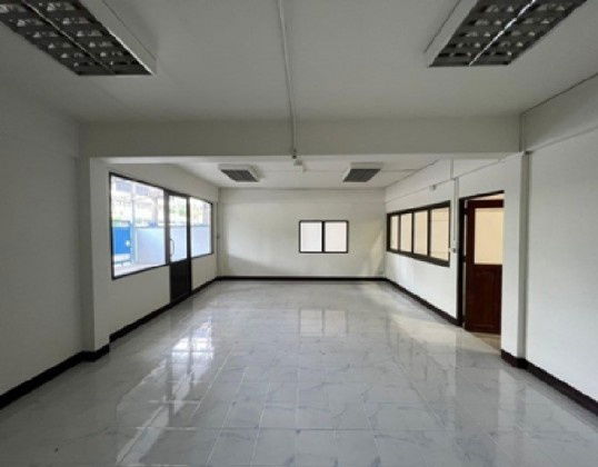 รูป ให้เช่า โกดัง โรงงาน ซอยเพชรเกษม เข้าซอย 400 เมตร อ้อมใหญ่ พื้นที่ 1000 ตารางเมตร พื้นที่สีม่วง ขอ รง 4 ได้ รถเทรลเลอร์เข้าออกได้ - รูปที่ 3/11