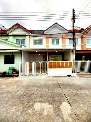 ขายทาวน์โฮม : ฟรีโอน! ทาวน์เฮ้าส์ 2 ชั้น บัวทอง 4 (คุณาภัทร) | 4 นอน ตกแต่งใหม่ พร้อมเทอเรส | 1.69 ลบ.