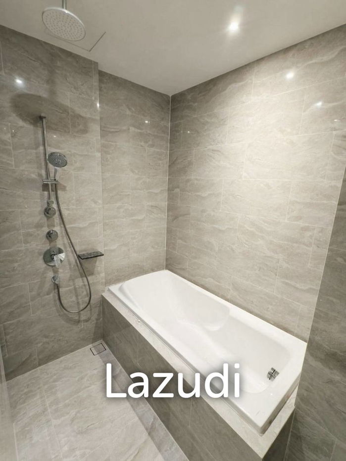 picture Luxury 2 Bedroom Condo Ashton Asoke Rama 9 - 17/17