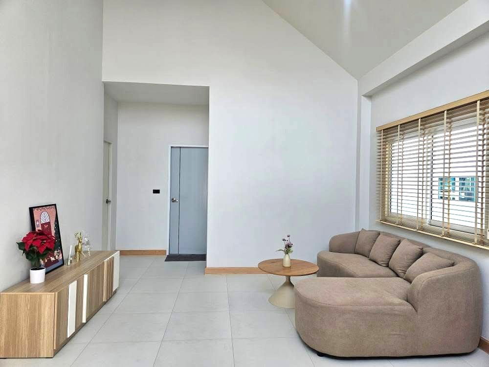 picture Single-storey detached house for sale  3 bedrooms 2 bathrooms and 1 parking. - 4/24