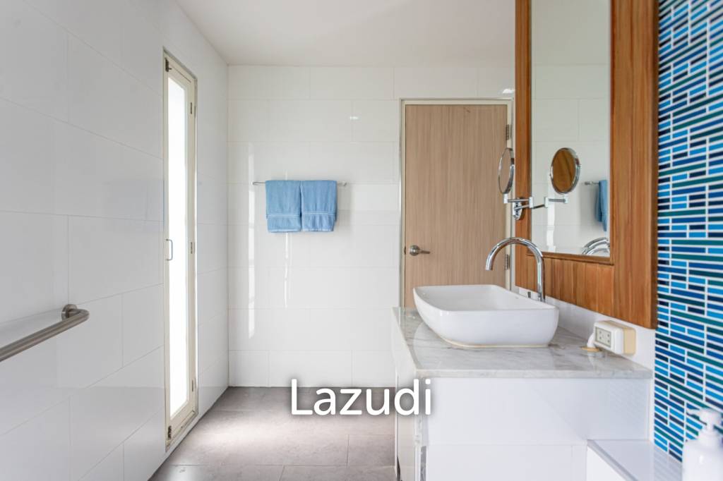 picture Baan Chaliang Lom: 3 Beds Beachfront Detached House - 27/46