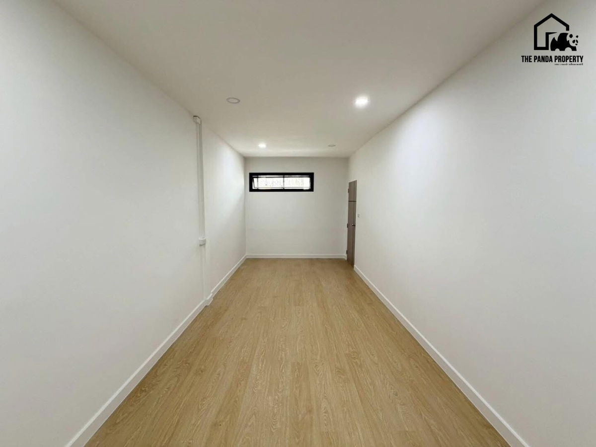 รูป  ทาวน์เฮาส์รีโนเวท 2 ชั้น ซอยเสนานิคม 1 - รูปที่ 12/19