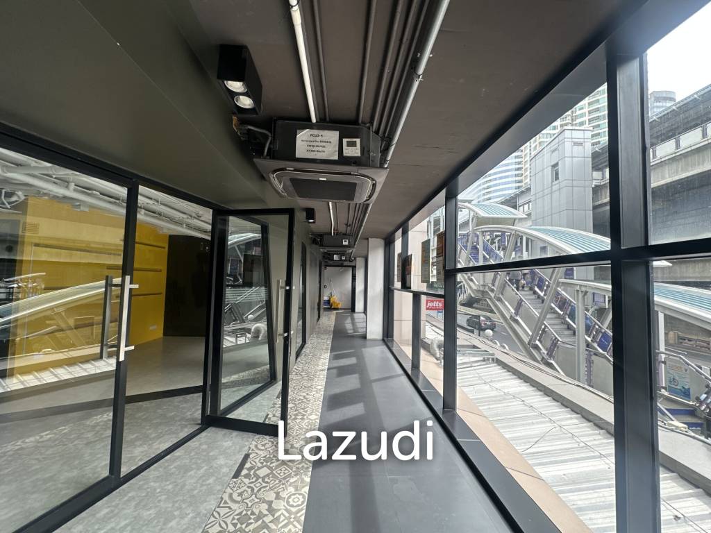 picture Silom Connect retail area connected to BTS Chong Nonsi. - 2/11