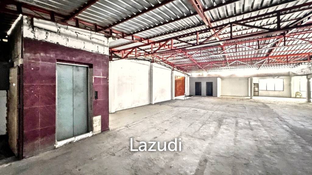รูป โกดังสไตล์อินดัสเทรียลในบางนาเหมาะในการทำบาร์รูฟท็อป - รูปที่ 6/19