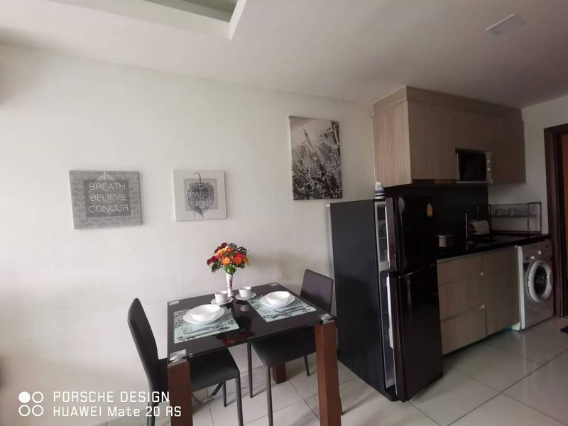 picture Condo for Sale in Pattaya – Laguna Beach Resort 2 | Foreigner Quota, Pool View - 9/17