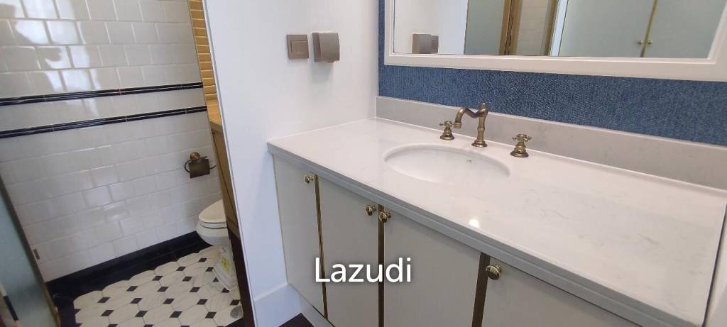 picture 1 Bed 1 Bath 36.8 SQ.M Grand Florida Beachfront - 11/13