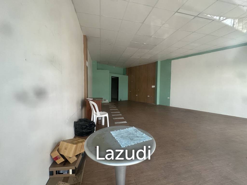 picture Prime Retail Space in Thung Wat Don Sathon Bangkok - 6/7