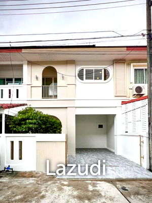 ทาวน์โฮม ภูเก็ต : 3-Bedroom Townhouse Near Central Phuket