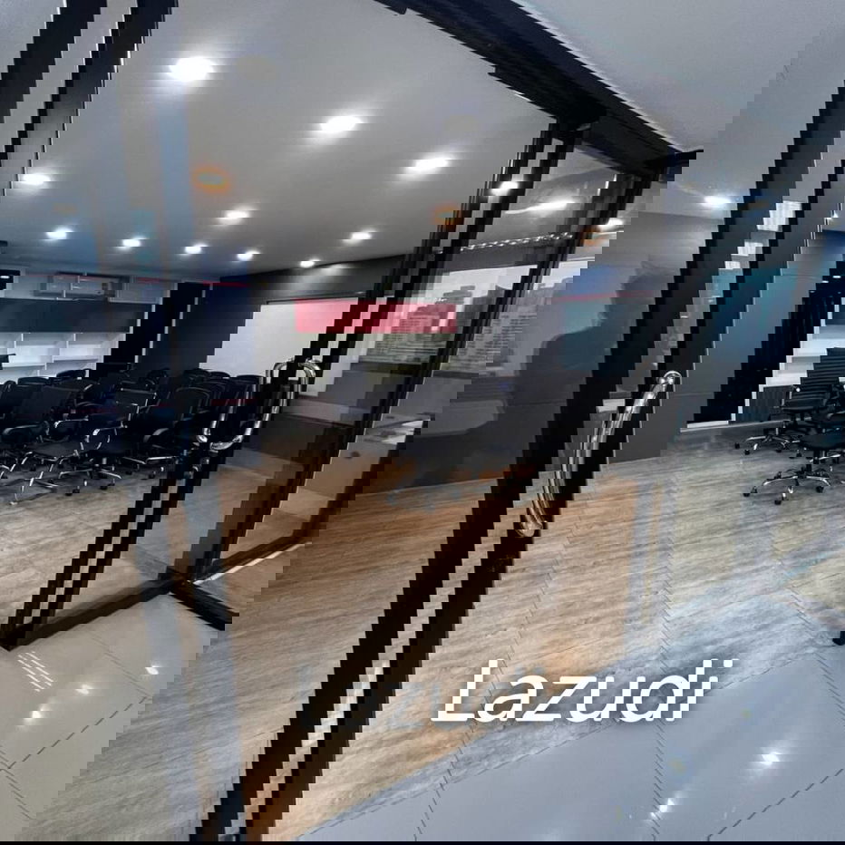 รูป Modern Furnished Office Space in Khlong Tan Nuea Bangkok - รูปที่ 16/28