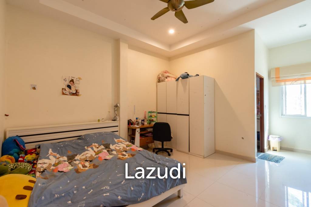 รูป SINGLE HOUSE ON SOI 88 : 4 bed on good location - รูปที่ 10/32