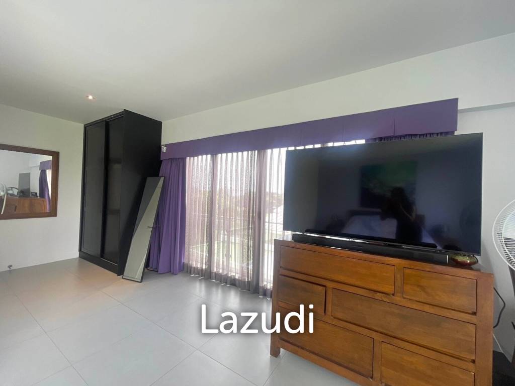 picture Black Mountain: 4-Story Townhouse Corner Unit - 25/31