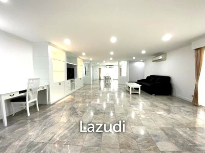 คอนโดให้เช่า : 3 Bed 4 Bath 237 SQ.M Regent on the Park 3