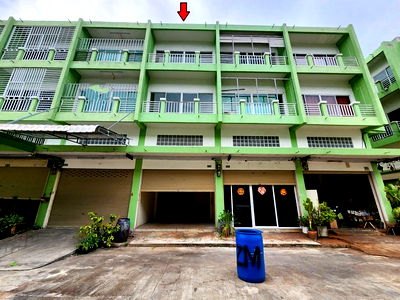 Shophouses for sale Bang Khun Thian : FOR SALE  COMMERCIAL BUILDING PROPERTY  2950000 BAHT.