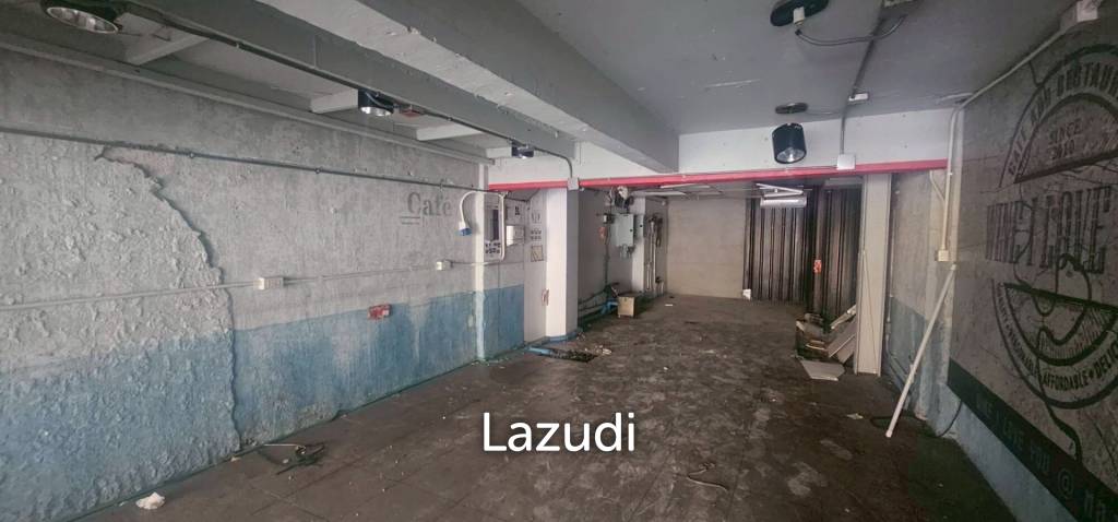 picture Prime Urban Retail Space in Khlong Toei Bangkok - 3/5