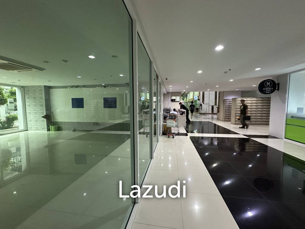 picture Modern Retail Space in Prime Khlong Toei Nuea Location - 3/5