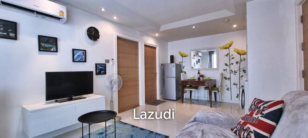 picture 1 Bed 1 Bath 40 SQ.M. Sunset Boulervad 2 - 3/9