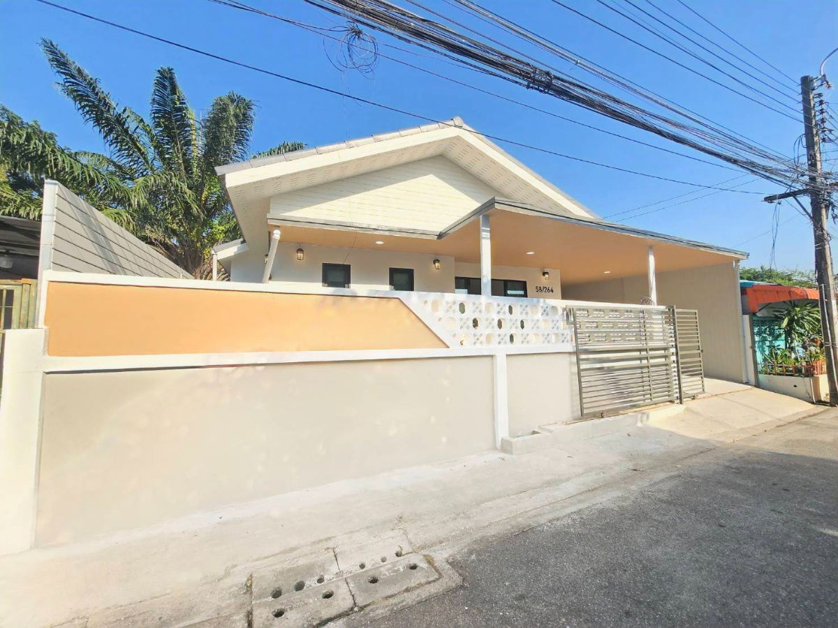 รูป บ้านเดี่ยวชั้นเดียว แต่งใหม่ทั้งหมด กว้าง สวยมาก หมู่บ้าน แสงอรุณ รีโนเวทใหม่ทั้งหลัง ถนนรามอินทรา ซอย68 แยก7 คันนายาว มีชั้นลอยกว้างขวาง - รูปที่ 2/43