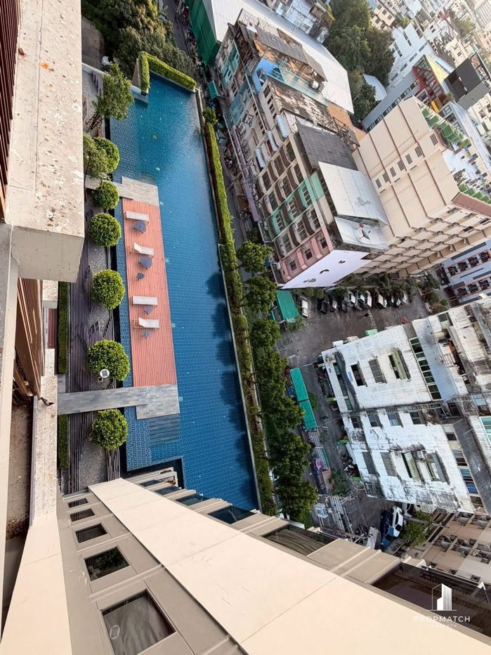 รูป PM035544✨Flash Deal ✨ Onyx Phahonyothin ( 1Bed 1Bath 43SQM.) แต่งครบพร้อมอยู่ !! เพียง 18,000 บาทต่อเดือน Tel.0981315848 @propmatch - รูปที่ 14/14