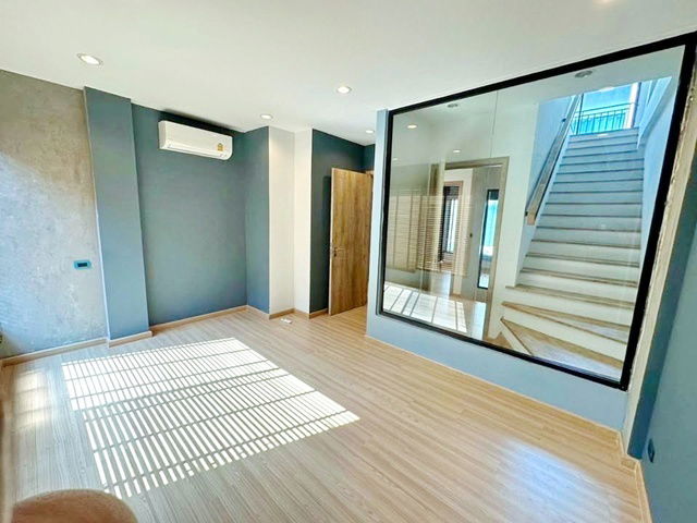 picture Ratchaphruek, Chaiyaphruek Piao Place Ratchapruek 1.3 km. Luxury townhome for rent 3.5-storey with a - 8/8