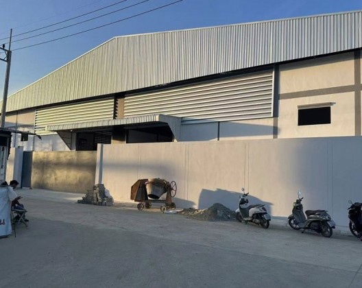 รูป ให้เช่า โรงงาน โกดัง พร้อมสำนักงาน สร้างใหม่ / ทำเล คลองสี่วา สมุทรสาคร / พื้นที่โกดังใช้สอย 1590 ตารางเมตร / พื้นที่ดิน 1 ไร่กับ 75 ตารางวา - รูปที่ 7/12