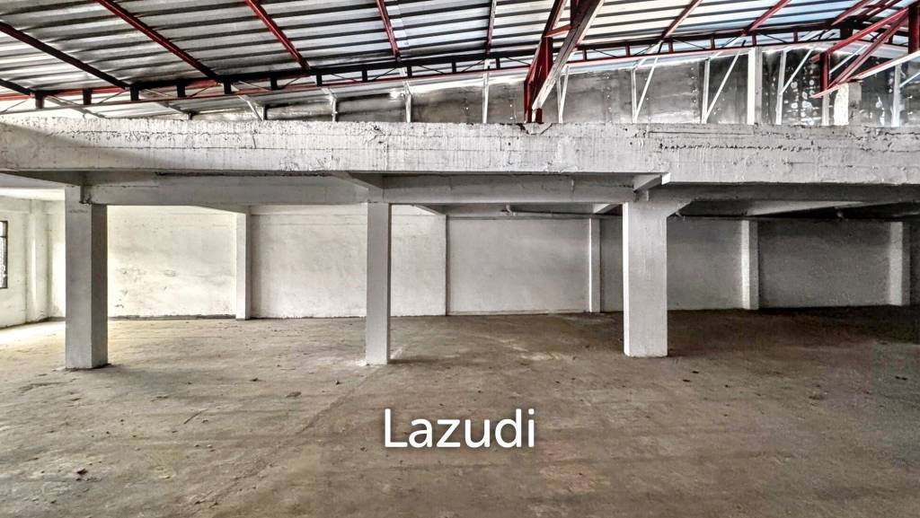 รูป โกดังสไตล์อินดัสเทรียลในบางนาเหมาะในการทำบาร์รูฟท็อป - รูปที่ 11/19