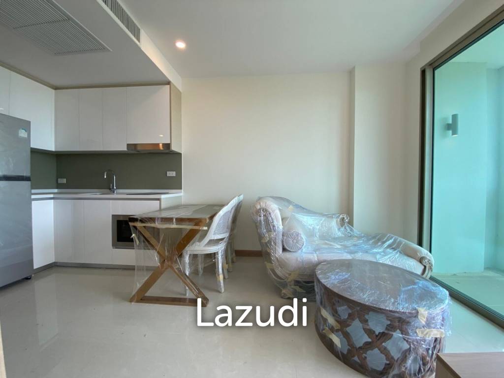 picture Luxury Riviera Jomtien Condo for Sale - 6/13