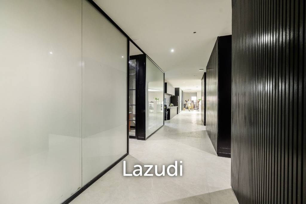 picture Premium Fully Furnished Office in Huai Khwang - 7/21