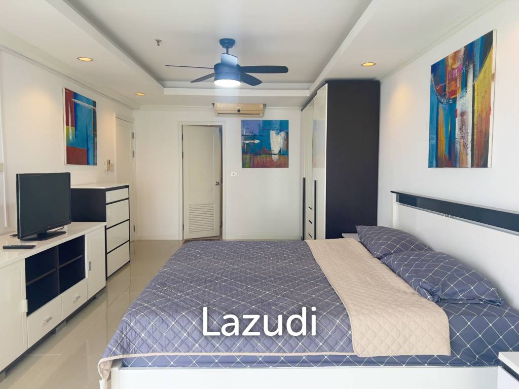 picture 1 Bed 1 Bath 68 SQ.M. Jomtien Beach Condominium - 9/16
